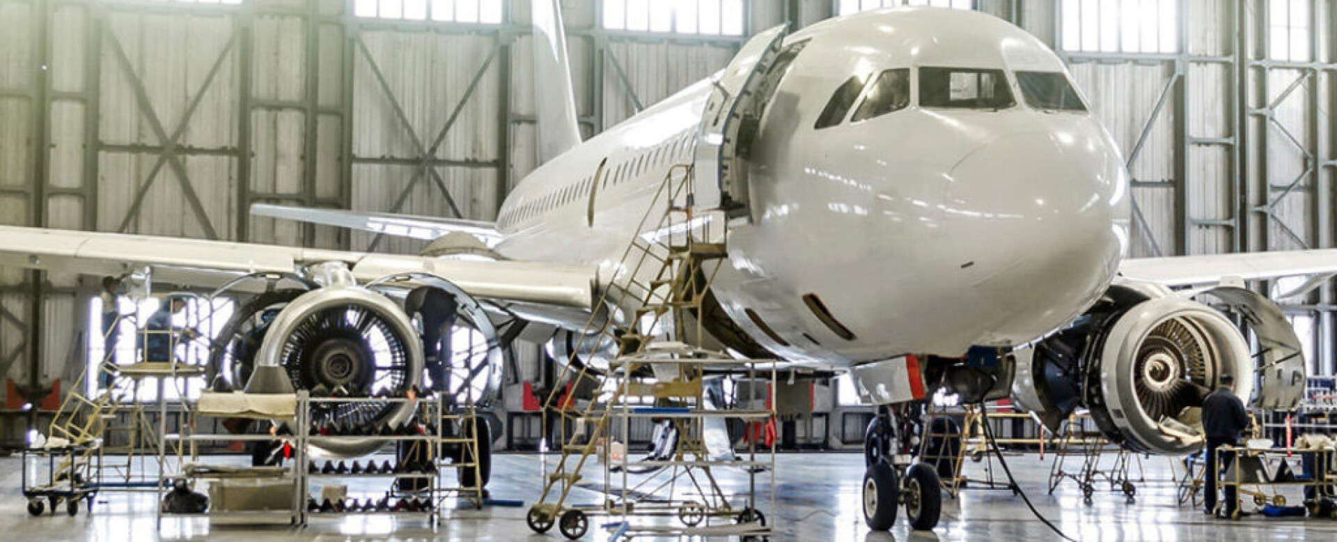 Aviation AOG aircraft parts courier